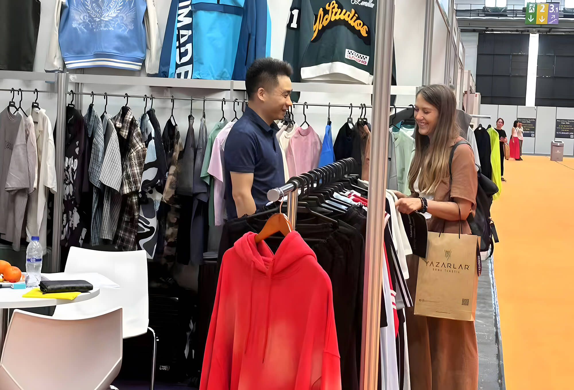 YALI Abbigliamento - Il nostro partner