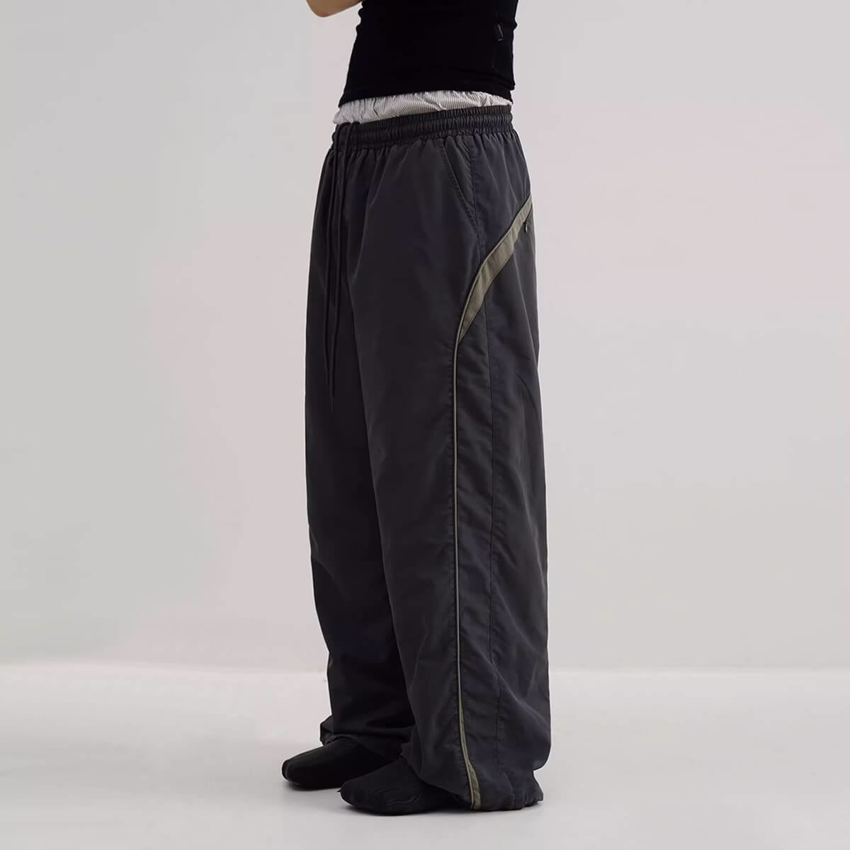 YALI-Clothing Wholesale Vintage Tracksuit Custom OEM Sweatsuit Set