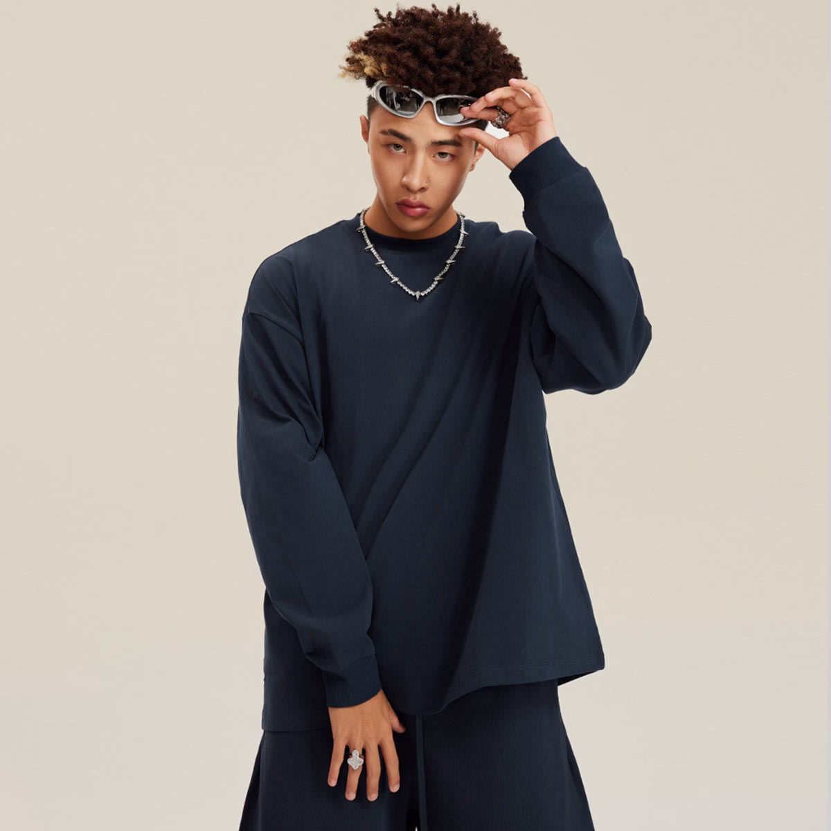 Yali-Clothing 305gsm OEMODM Custom Pullover Blank Round Neck Unisex Long Sleeve Cotton T-Shirt