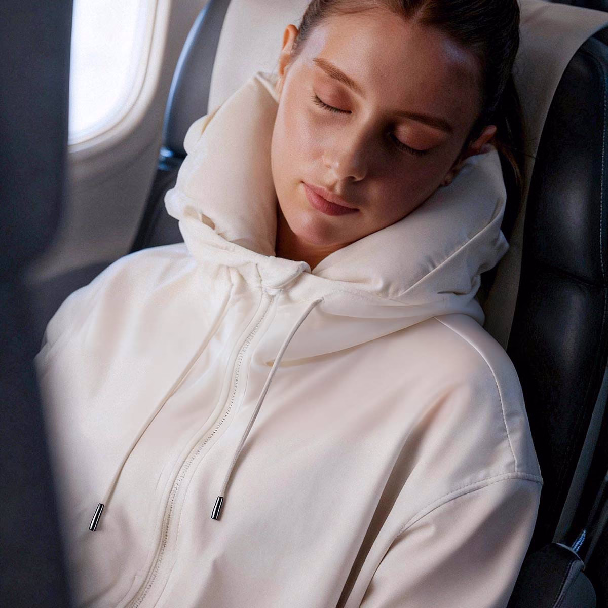 Custom Detachable Airbag Travel Hoodie Unisex Hoodie Inflatable Built Travel Pillow Comfortable Casual Techwear