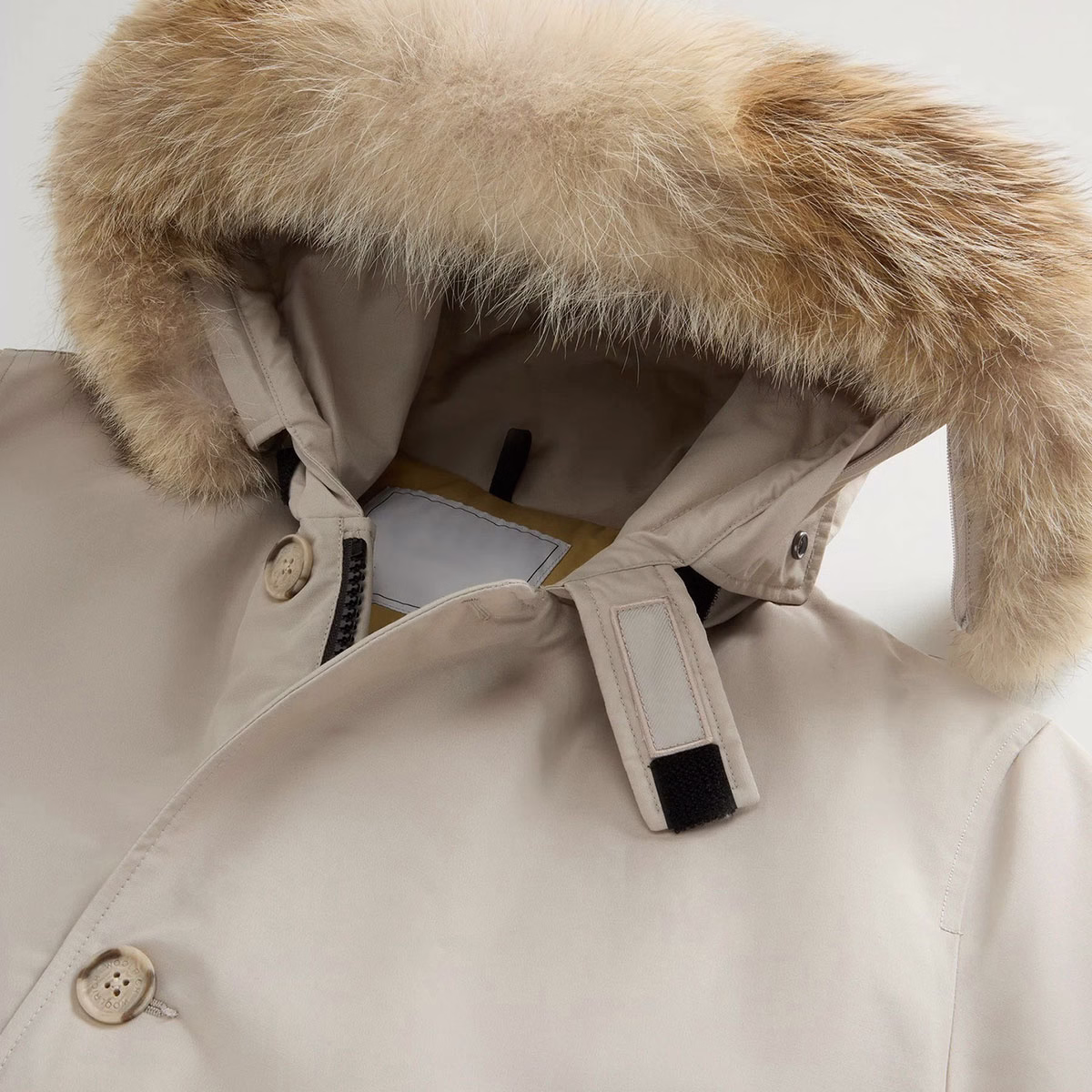 Yali-Clothing OEM Зимняя куртка-парка со съемным меховым воротником Высококачественное ветрозащитное пальто Куртка с капюшоном