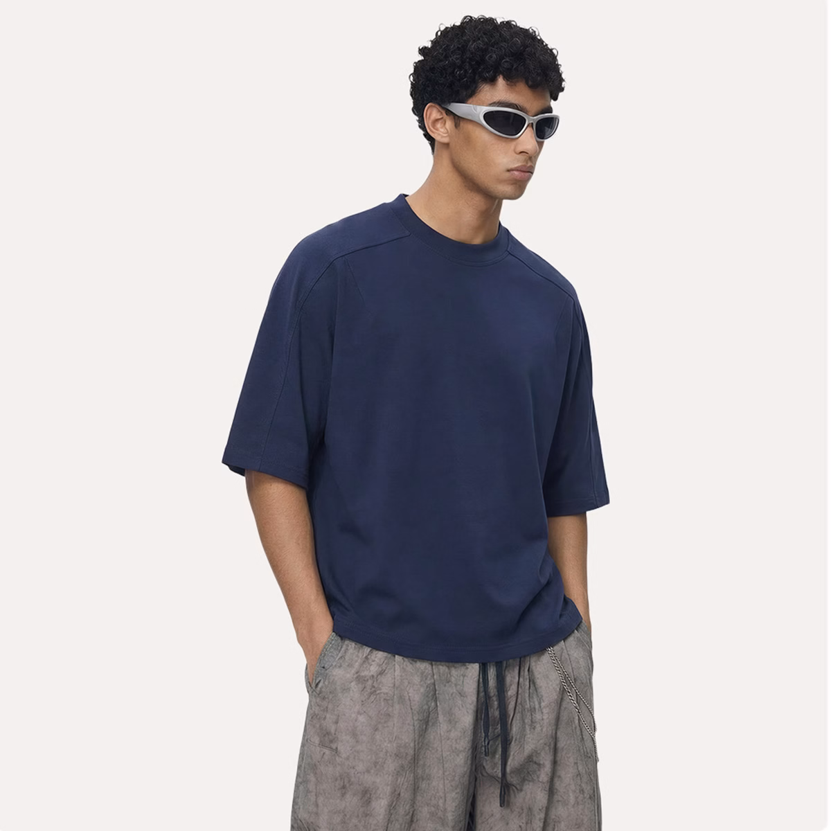 OEM personnalisé 180G T-Shirt sorona Boxy t-shirt pour marque streetwear Blank T-Shirt Manufacturer-18 OEM personnalisé 180G T-Shirt sorona Boxy t-shirt pour marque streetwear Fabricant de t-shirt vierge