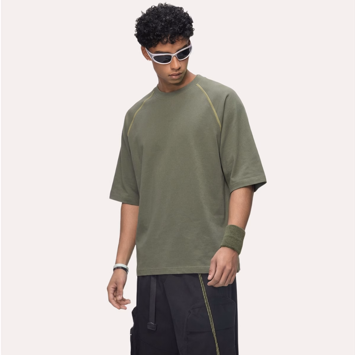 ODM 210GSM Sorona Oversized Contrast Stitching Streetwear T-Shirt Fabrikant